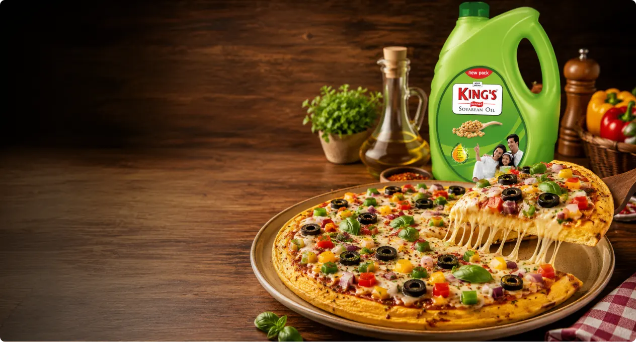 How to Make Cheesy Pan Pizza Omelette at Home
