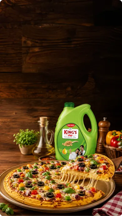 How to Make Cheesy Pan Pizza Omelette at Home